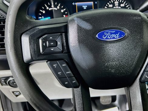 Used 2016 Ford F150 XL w/ Equipment Group 101A Mid RWD image 18