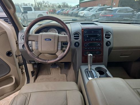 Used 2007 Ford F150 Lariat image 9