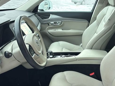 Certified 2023 Volvo XC90 B5 Core w/ Climate Package image 25