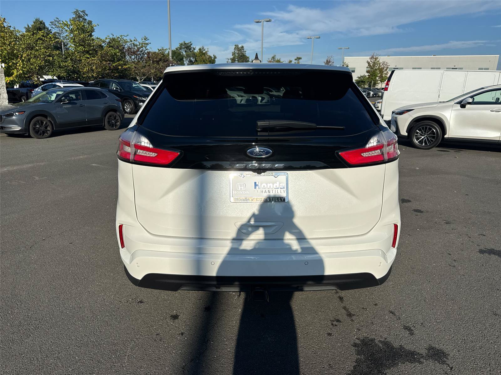 Used 2022 Ford Edge ST-Line w/ Class II Trailer Tow Package AWD/4WD image 26