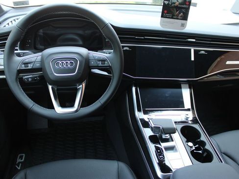 New 2025 Audi Q7 3.0T Premium Plus image 10