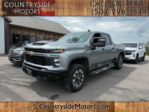 Used 2024 Chevrolet Silverado 2500 Custom w/ Custom Value Package AWD/4WD image 1