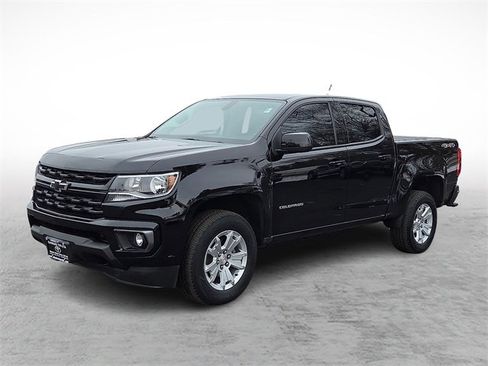 Used 2022 Chevrolet Colorado LT w/ LT Convenience Package image 3