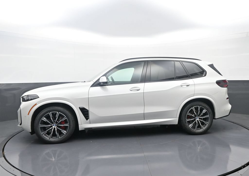 Used 2024 BMW X5 xDrive40i w/ Executive Package AWD/4WD image 4