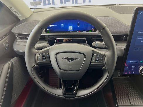 Used 2025 Ford Mustang Mach-E Premium image 15