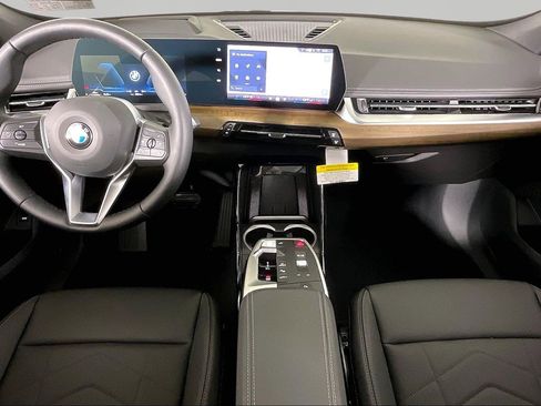 New 2026 BMW X1 xDrive28i w/ Technology Package AWD/4WD image 8