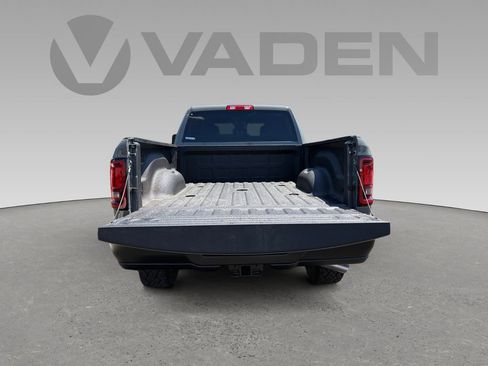 New 2026 RAM 2500 Tradesman AWD/4WD image 18
