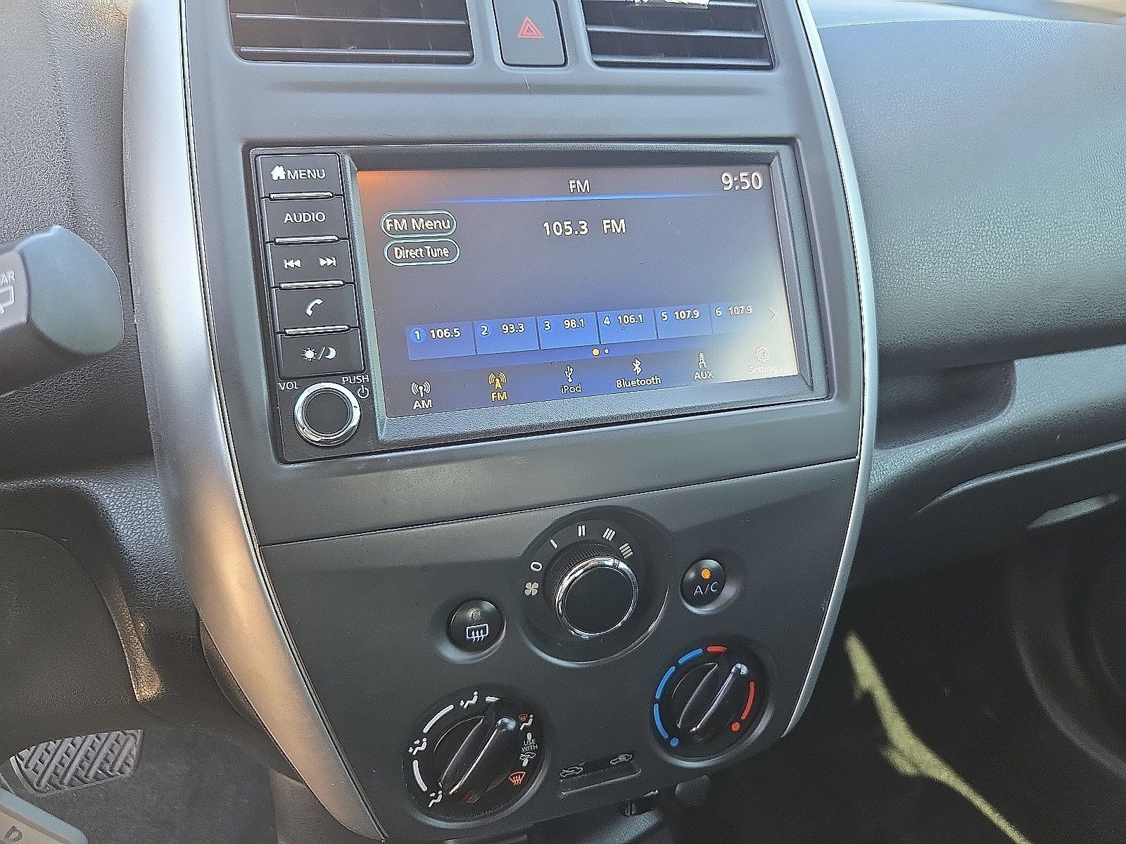 Used 2019 Nissan Versa Note SV FWD image 7