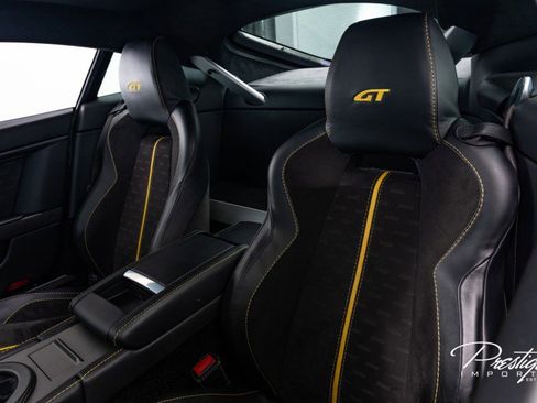 Used 2015 Aston Martin V8 Vantage GT image 29