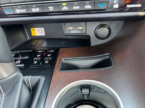 Used 2022 Lexus RX 350 AWD w/ Premium Package image 30
