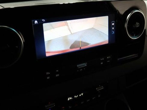 Used 2025 Mercedes-Benz Sprinter 2500 image 24