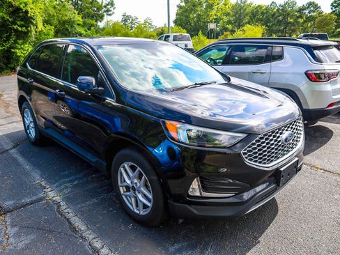 Used 2023 Ford Edge SEL w/ Convenience Package AWD/4WD image 2
