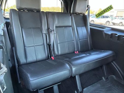 Used 2014 Lincoln Navigator L 4WD image 13