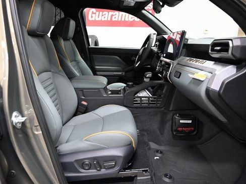 New 2025 Toyota Tacoma 4x4 Double Cab Hybrid image 13