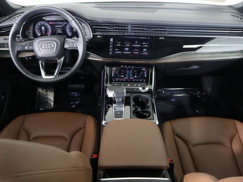 Used 2025 Audi Q8 Premium Plus w/ Premium Plus Package image 27