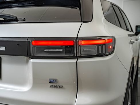 Used 2024 Honda Prologue EX image 15