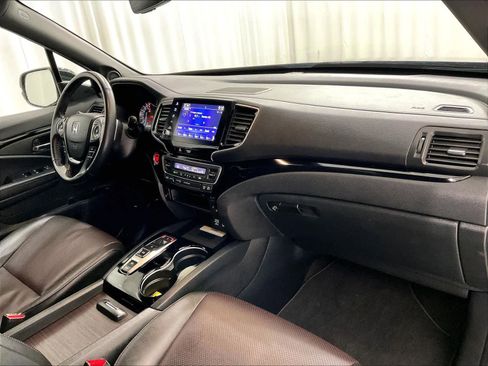 Used 2023 Honda Ridgeline Black Edition image 14