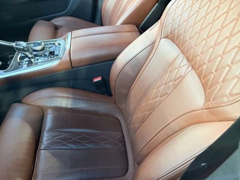 Certified 2023 BMW X5 xDrive45e w/ Executive Package image 9