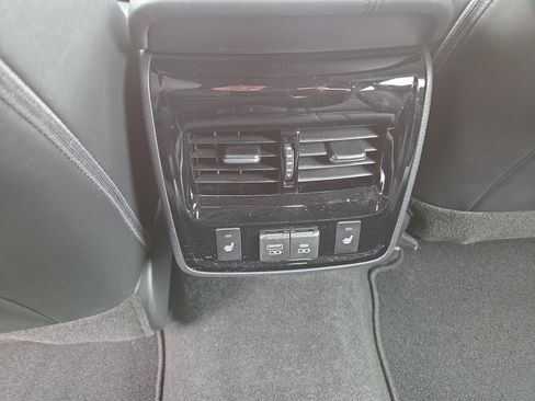 Certified 2022 Toyota Avalon Limited w/ Advanced Safety Package image 23