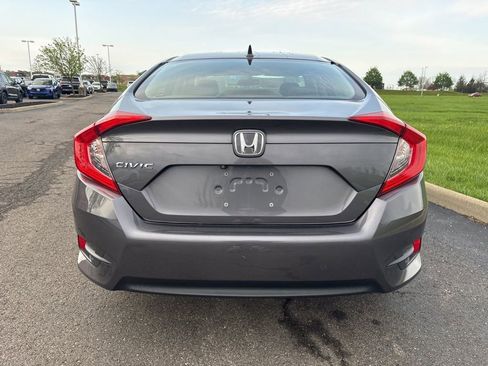 Used 2017 Honda Civic EX image 8