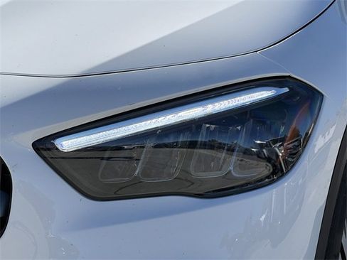 Certified 2025 Mercedes-Benz GLA 250 4MATIC image 38