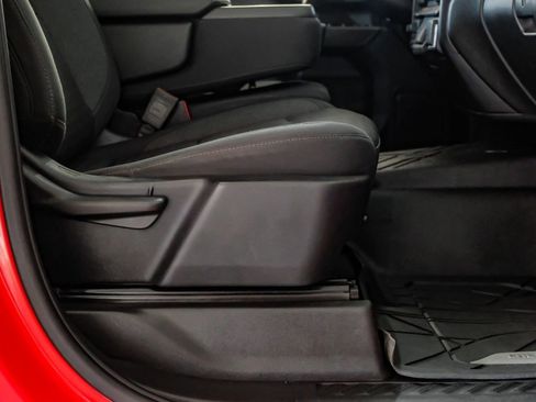 Used 2024 Chevrolet Silverado 2500 Custom w/ Custom Convenience Package image 30