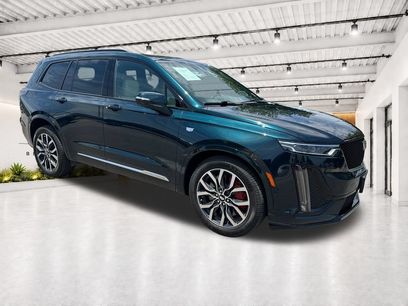 Used 2025 Cadillac XT6 Sport w/ Technology Package