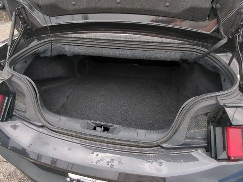 Used 2024 Ford Mustang Premium RWD image 33