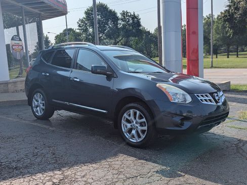 Used 2013 Nissan Rogue SL AWD/4WD image 10