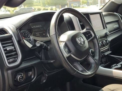 Used 2020 RAM 1500 Big Horn AWD/4WD image 13