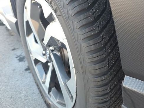 Used 2022 Subaru Forester Touring image 8