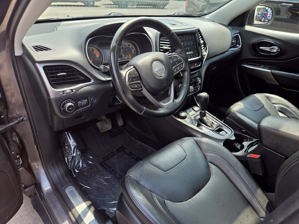 Used 2021 Jeep Cherokee Limited AWD/4WD image 10