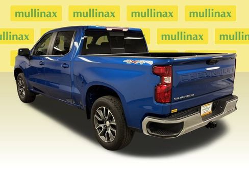 Certified 2022 Chevrolet Silverado 1500 LT w/ All Star Edition Plus image 17