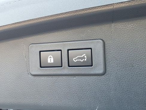 Used 2025 Subaru Outback Limited w/ Popular Package #2 AWD/4WD image 16