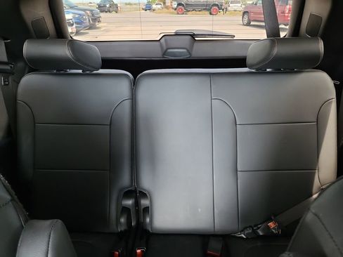 Used 2020 Chevrolet Traverse RS AWD/4WD image 29