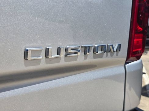Used 2022 Chevrolet Silverado 1500 Custom RWD image 7