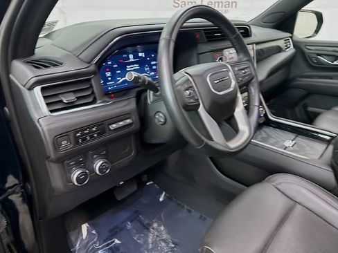 Used 2023 GMC Yukon Denali image 11