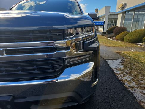 Used 2019 Chevrolet Silverado 1500 LT w/ All-Star Edition image 10