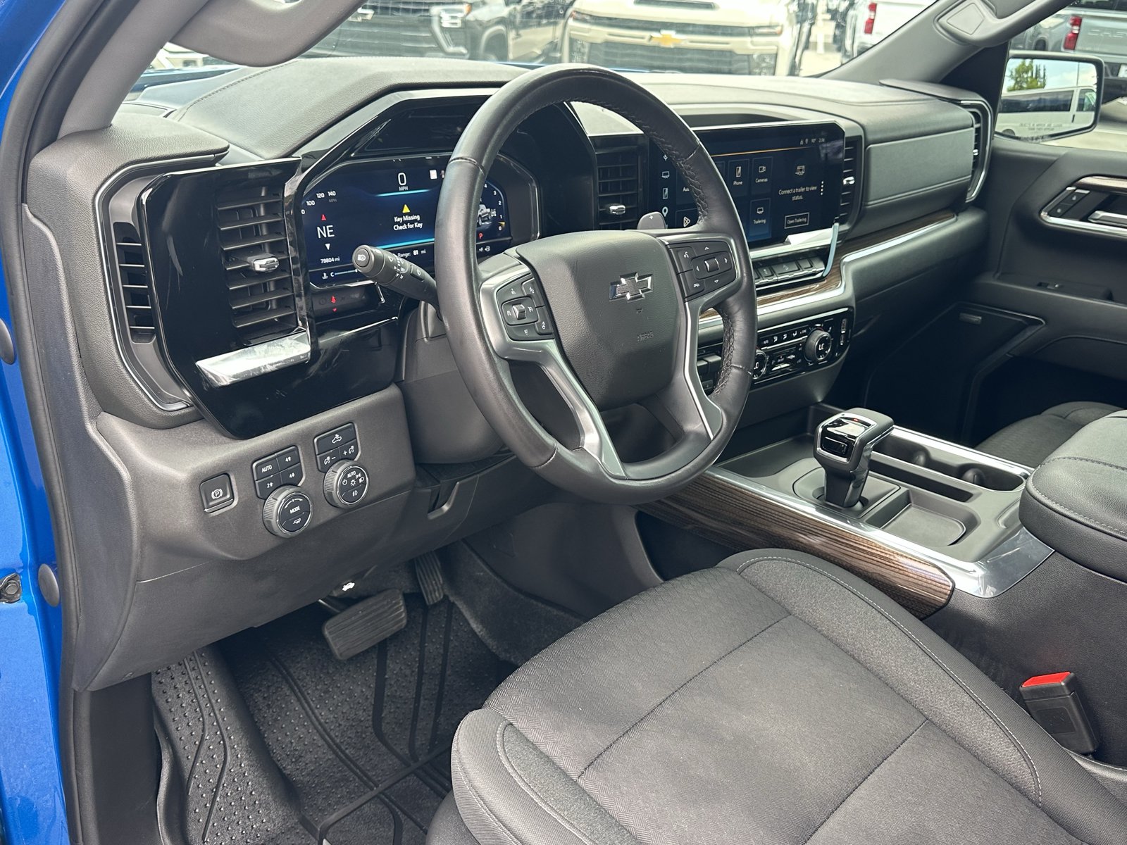 Used 2023 Chevrolet Silverado 1500 RST w/ Convenience Package II AWD/4WD image 16