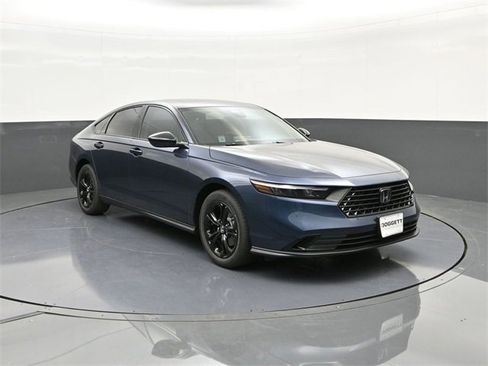 New 2025 Honda Accord SE image 19