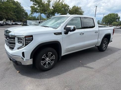 Used 2025 GMC Sierra 1500 SLT RWD image 8