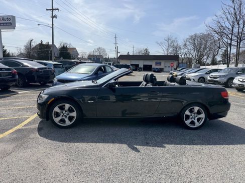 Used 2010 BMW 328i Convertible image 18