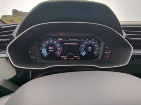 Used 2024 Audi Q3 2.0T Premium Plus w/ Premium Plus Package image 17