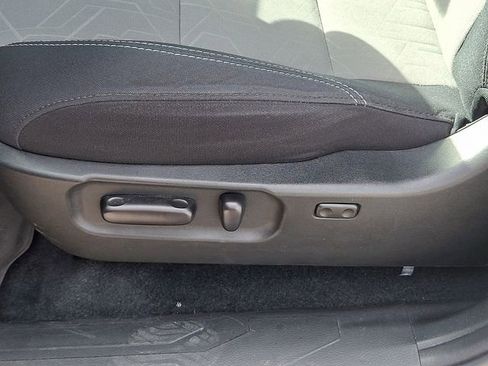 Used 2023 Toyota Tacoma TRD Sport image 17