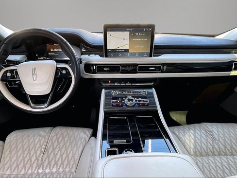 Used 2022 Lincoln Aviator Black Label w/ Dynamic Handling Package AWD/4WD image 7