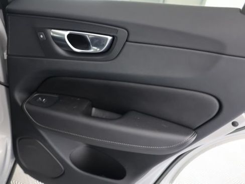 Used 2023 Volvo XC60 B6 Ultimate w/ Protection Package Premier AWD/4WD image 27