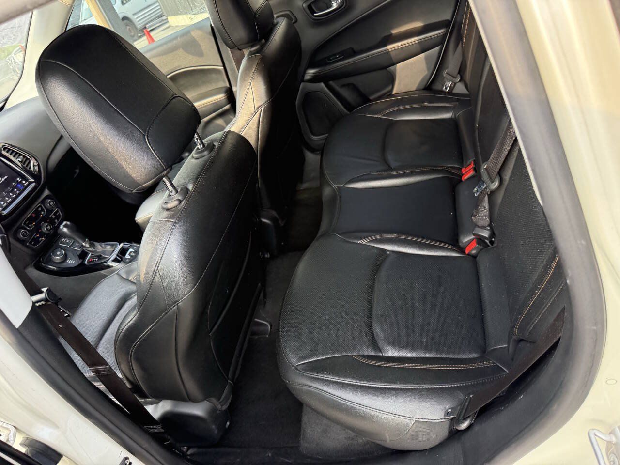 Used 2021 Jeep Compass Limited w/ Sun and Sound Group AWD/4WD image 20