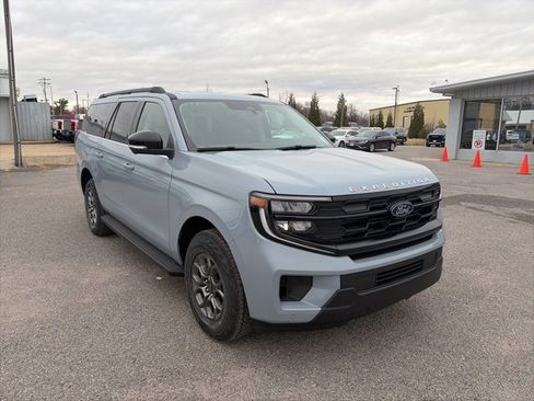 New 2026 Ford Expedition Max Active image 8