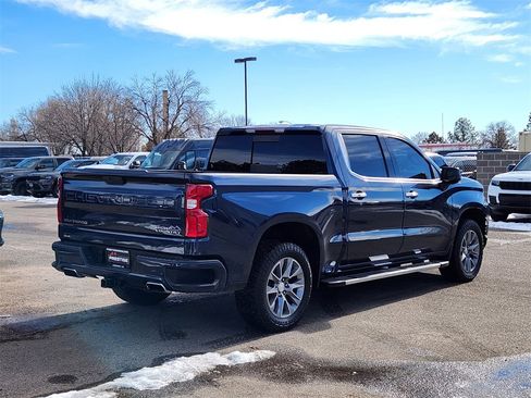 Used 2021 Chevrolet Silverado 1500 High Country w/ Safety Package II image 3