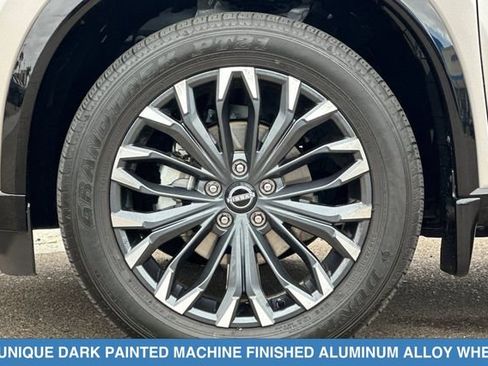 Used 2025 Nissan Rogue Platinum FWD image 29